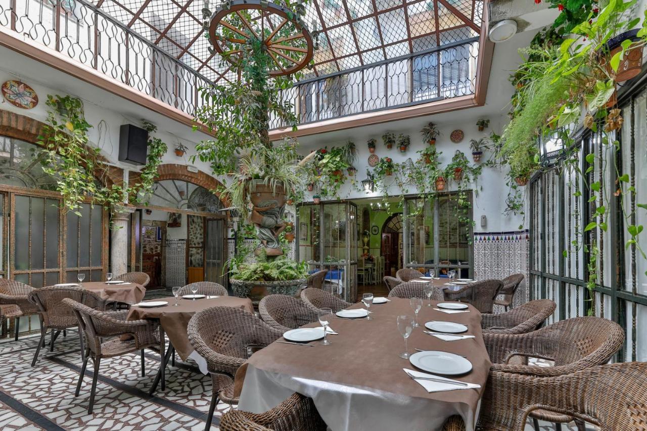 Hotel Las Palmeras By Vivere Stays Zafra Zewnętrze zdjęcie